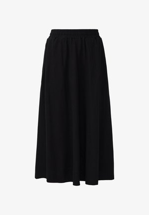 Čierna sukňa po kolená vyrobená z mäkkého, ľahkého materiálu. Má elastický pás a voľný, A-číslu tvar. Bez vzorov alebo dekorácií.