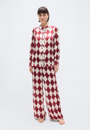 VOGUE - Pyjama set - ruby