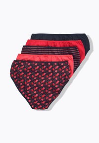 Cinque coppie di mutandine da donna in colori assortiti: blu scuro, rosso e fantasie rigate, con una stampa di ciliegie su tessuto nero.