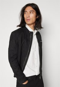 Armani Exchange CAMICIA - Camicia - off white