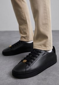 RYVER - Sneakers low - black