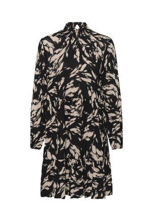 Zwart-beige jurk met patroon, voorzien van een neklijn met opstaande kraag, lange mouwen en een rokgedeelte in meerdere lagen, gemaakt van een lichtgewicht stof.