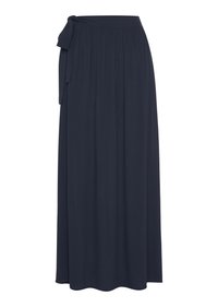 Navyblauwe maxi rok met een wikkelontwerp, voorzien van plooien en een gestrikt midden. Gemaakt van een zachte, vloeiende stof, die een gladde textuur biedt.
