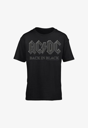 Camiseta negra de algodón con el texto "AC/DC" y "BACK IN BLACK" en letras negritas en blanco y gris, con un rayo como acento.