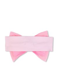 Ροζ υφασμάτινη κορδέλα με μεγάλο ροζ τούλινο φιόγκο στο πίσω μέρος, εμφανίζεται σε λευκό φόντο.