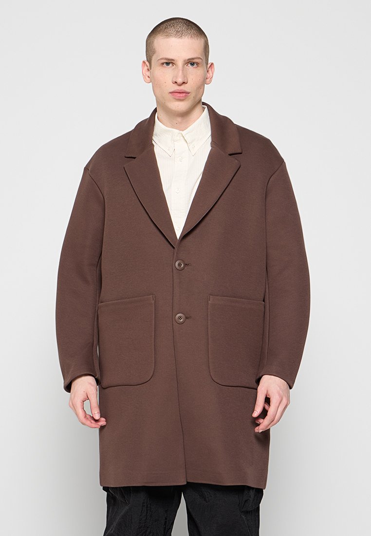 Nike Sportswear Mantel bruin