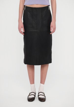 Gonna a campana - black