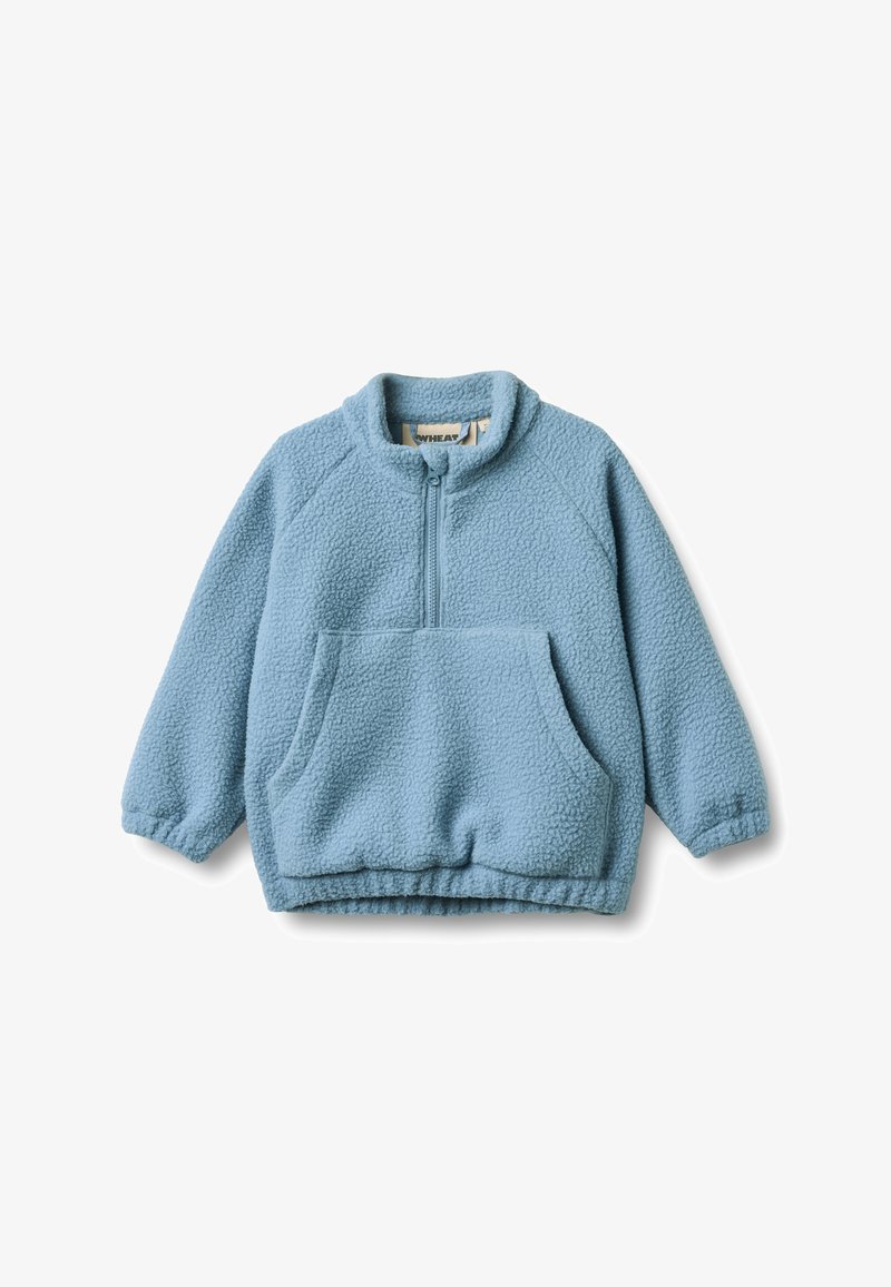 Pulover albastru deschis din fleece, cu guler cu fermoar pe jumătate, buzunar tip cangur frontal și manșete elastice, conceput pentru căldură și confort.