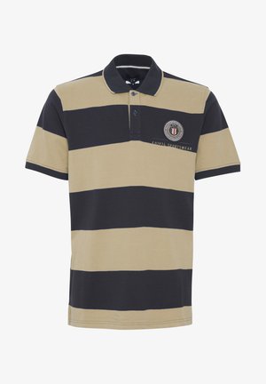 Ribaga polo särk beeži ja laevavärvi, millel on krae, kahe nupuga klapp ja broderitud logo. Valmistatud pehmest puuvillasegust.