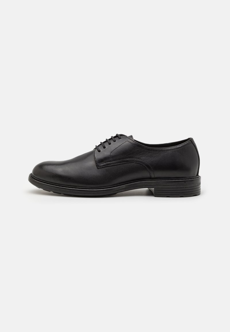 Topánky Chelsea Geox D WALK PLEASURE E Dámske, čierna Farba, Na Plochom Podpatku D36tge 00043 C9999 1044650 Topánky Chelsea Geox D WALK PLEASURE E Dámske, čierna Farba, Na Plochom Podpatku D36tge 00043 C9999 1044650