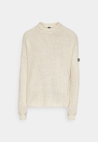 Helles beiges Strickpullover mit Rundhalsausschnitt und gerippten Bündchen. Besitzt einen strukturierten Stoff und ein kleines Logo-Label am Ärmel.