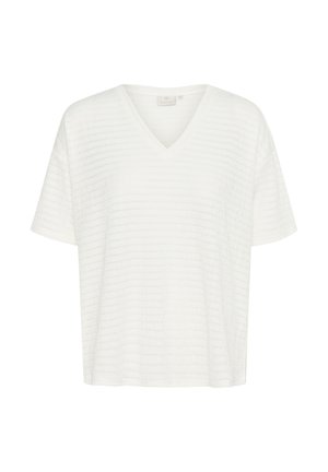 Camiseta blanca de cuello en V hecha de tejido texturizado con mangas cortas. Presenta sutiles rayas horizontales y un ajuste relajado.