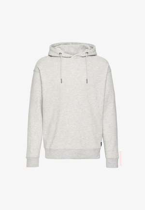 Jasnoszara bluza z kapturem, wykonana z miękkiego materiału, z regulowanym kapturem, długimi rękawami oraz ściągaczami przy mankietach i dolnej krawędzi. Brak widocznych wzorów lub akcentów.