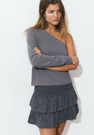 CAMISETA ASIMETRICA BORDADO ESTRELLA - Top - gris oscuro