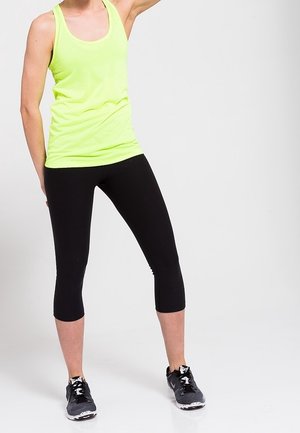 Nike Performance, T-shirt de sport - yellow