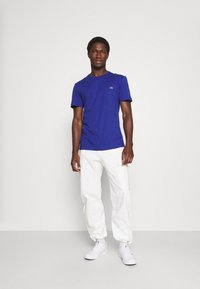 Lacoste T-shirt básica - cosmique