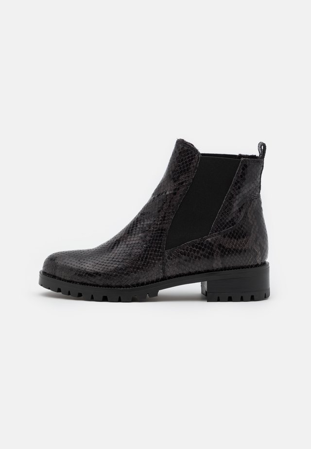 POWERFUL - Classic ankle boots - black