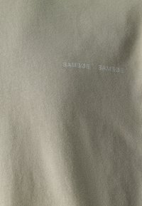 Samsøe Samsøe NORSBRO - Základné tričko - taupe