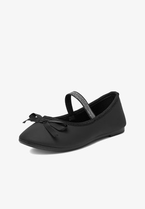 Ballerina nera con fascia elastica e fiocco decorativo sul davanti, caratterizzata da punta arrotondata e suola a profilo basso.