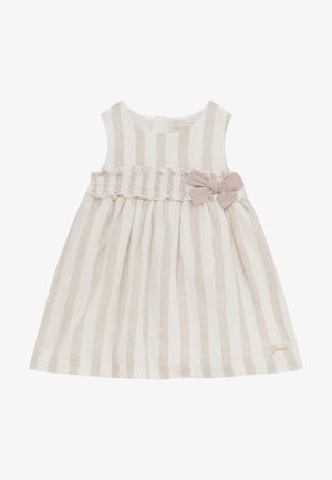 Vestido de bebé sin mangas con rayas verticales en beige, cintura fruncida con detalle de encaje y lazo de tela en el lado derecho.
