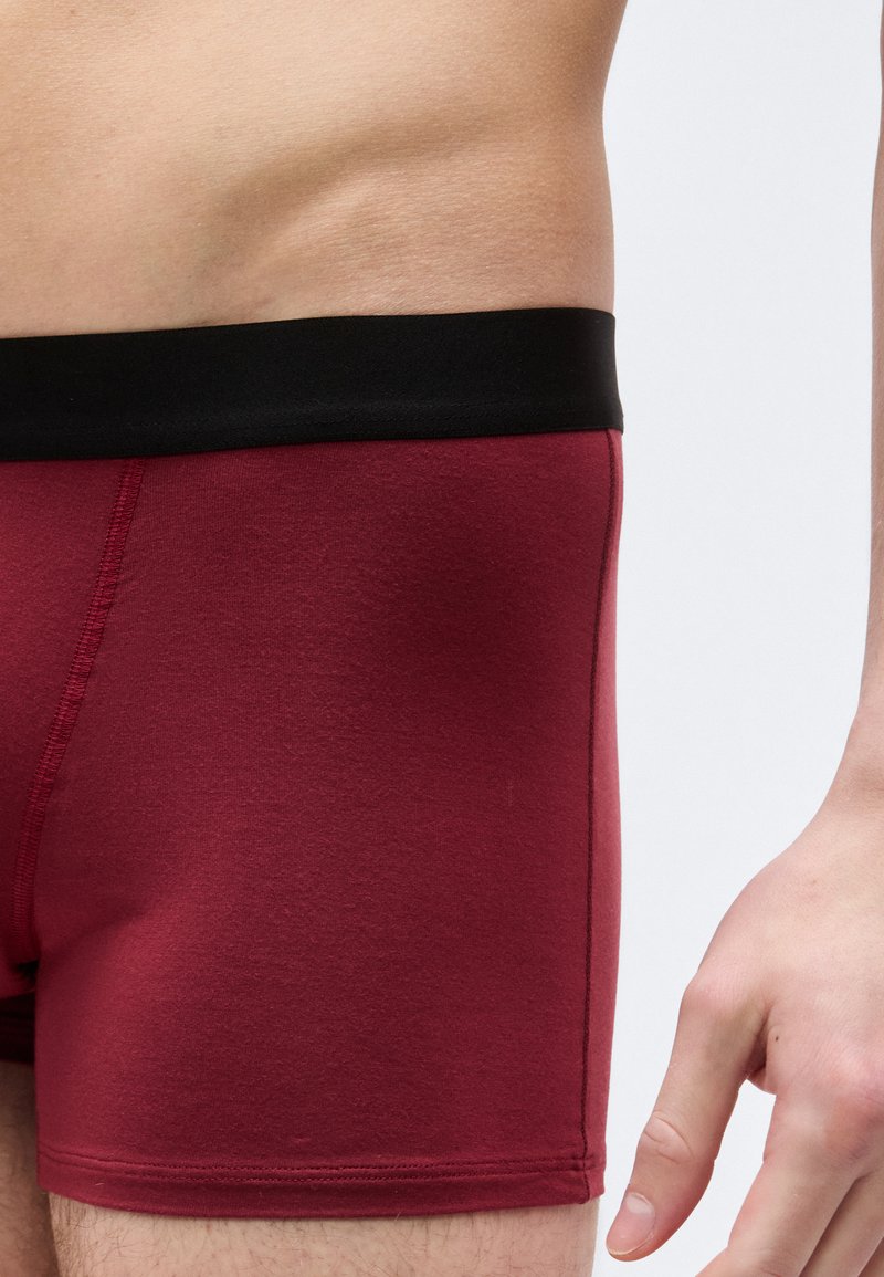 x4 Boxers Noir/Rouge/Bleu Homme Umbro AS1B1 | Espace des marques