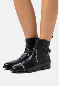 Melvin & Hamilton Botines - black