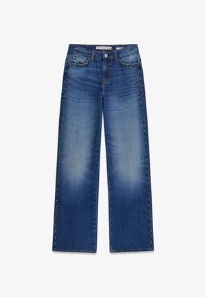 Guess, MID RISE SLOUCHY FIT - Wide leg - blue breathe studded