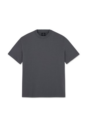 Harmaa puuvillapaita, jossa on pyöreä pääntie ja lyhyet hihat. Suuri pehmeä pinta, suora helma ja yksinkertainen, koristelematon muotoilu.