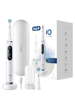 Oral-B ORAL-B ELEKTRISCHE ZAHNBÜRSTE - IO 9 + LADE-REISEETUI - WHITE AL - Elektrische Zahnbürste - white alabaster