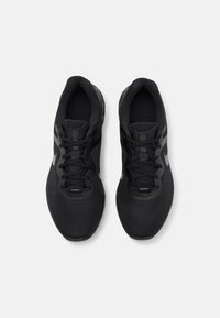 Nike Performance Chaussures de running sur route - black