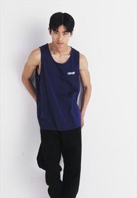 Levi's® RELAXED GRAPHIC TANK - Top - dark blue