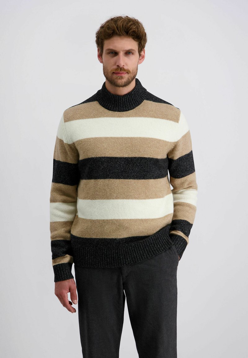 Gestrickter Pullover mit horizontalen Streifen in Creme, Beige und Dunkelgrau, mit hohem geripptem Kragen und geripptem Saum. Strukturiertes Finish.