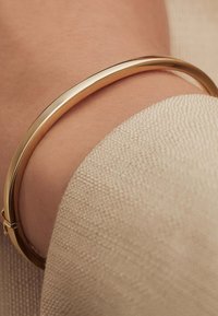 Isabel Bernard Bracelet - gold