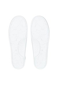 Tongs en caoutchouc blanc avec un motif floral en relief sur les semelles, arborant le nom de la marque "ROXY" sur le coup de pied.