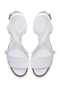 Cesare Gaspari Sandaalit nilkkaremmillä - white