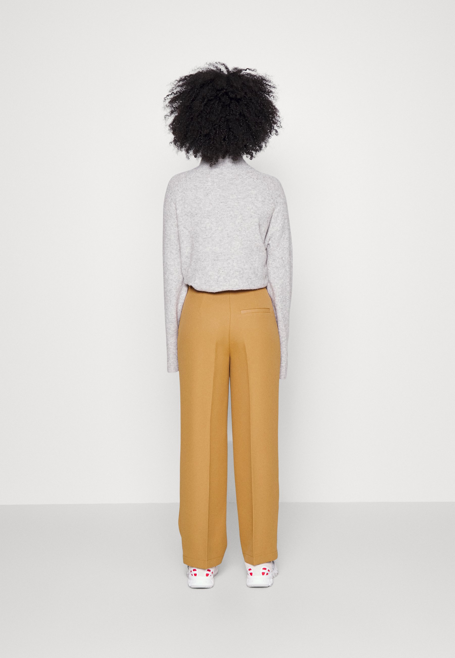 Noisy May Nmdrewie HW Straight Pants Ko Curve: Pantaloni Donna A Vita Alta, Gamba Dritta, Sportivi E Comodi