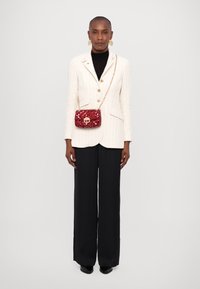 Vanessa Bruno EXCLUSIVE MOON SEQUINS - Olkalaukku - red