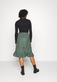 ONLY Jupe trapèze - green