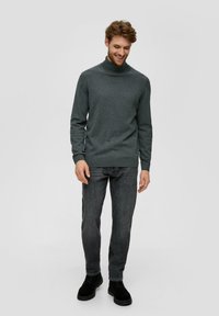 s.Oliver À COL ROULÉ - Strickpullover - dunkelgrau