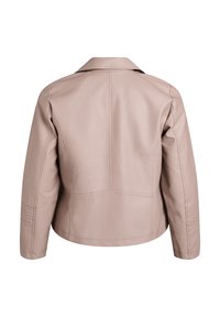 Lederjacke in Hellrosa, mit klassischem Kragen, figurbetonter Form und Nahtdetails an Schultern und Ärmeln. Rückansicht gezeigt.