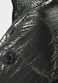 MICHAEL Michael Kors Dunjacka - black