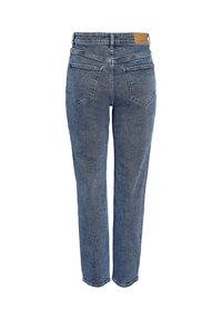 Blå, høytlivede jeans med rette ben, baklommer og en brun skinnmerkelapp på midjebåndet.