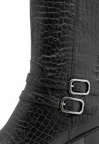 Marco Tozzi Bottes de cowboy / motard - black str