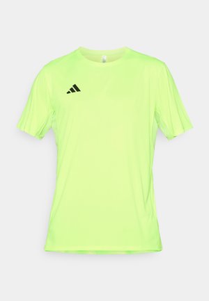 T-shirt de sport à manches courtes vert néon avec un col rond et un petit logo Adidas noir sur la poitrine gauche.