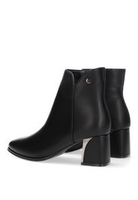 ETIKA PESCARA - Botines bajos - black