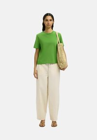 Selected Femme ESSENTIAL BOXY NOOS - T-shirts basic - spindle tree