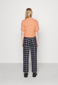 Monki Kardigan - pink