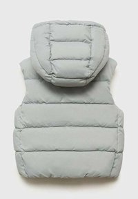 Jasnoszara kamizelka puchowa z kapturem, z poziomymi przeszyciami, gładką fakturą i bez widocznych zapięć.