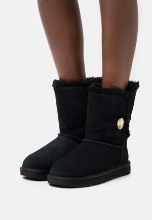 mini bailey button bling bottes classic