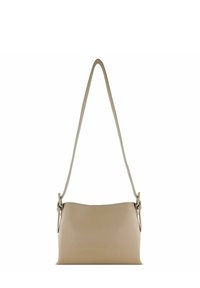 Borsa a tracolla in pelle beige con una texture liscia, forma rettangolare, tracolla regolabile e design minimalista. Nessun dettaglio hardware visibile.